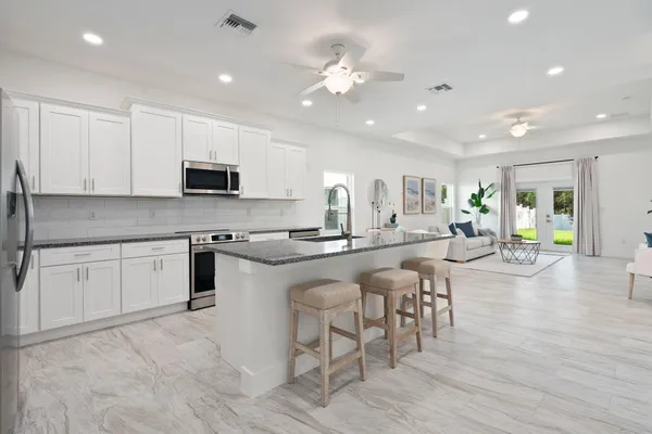 $629,000 | 1004 Southwest 35th Street, Palm City, FL 34990