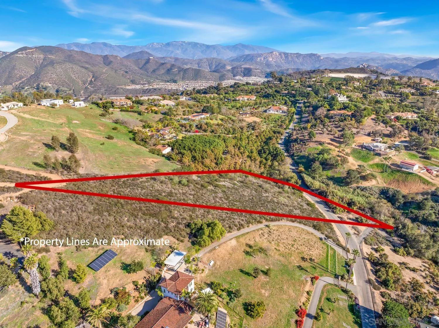 3770 Peony Drive, Unit 20 Fallbrook, CA 92028 - Photo 3 of 15