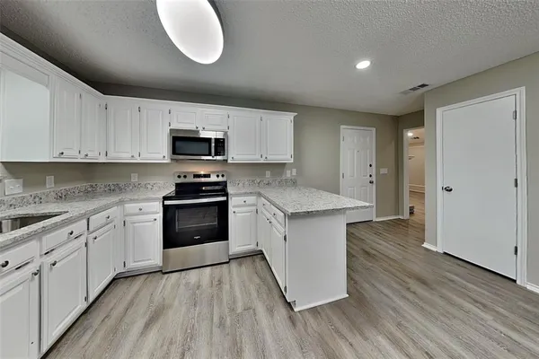 $2,325 | 1321 Sandy Creek Drive, Allen, TX 75002