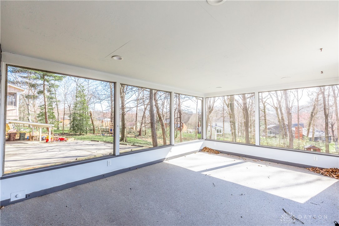 5887 Ropes Drive Cincinnati, OH 45244 - Photo 4 of 47 Gallery Image 4