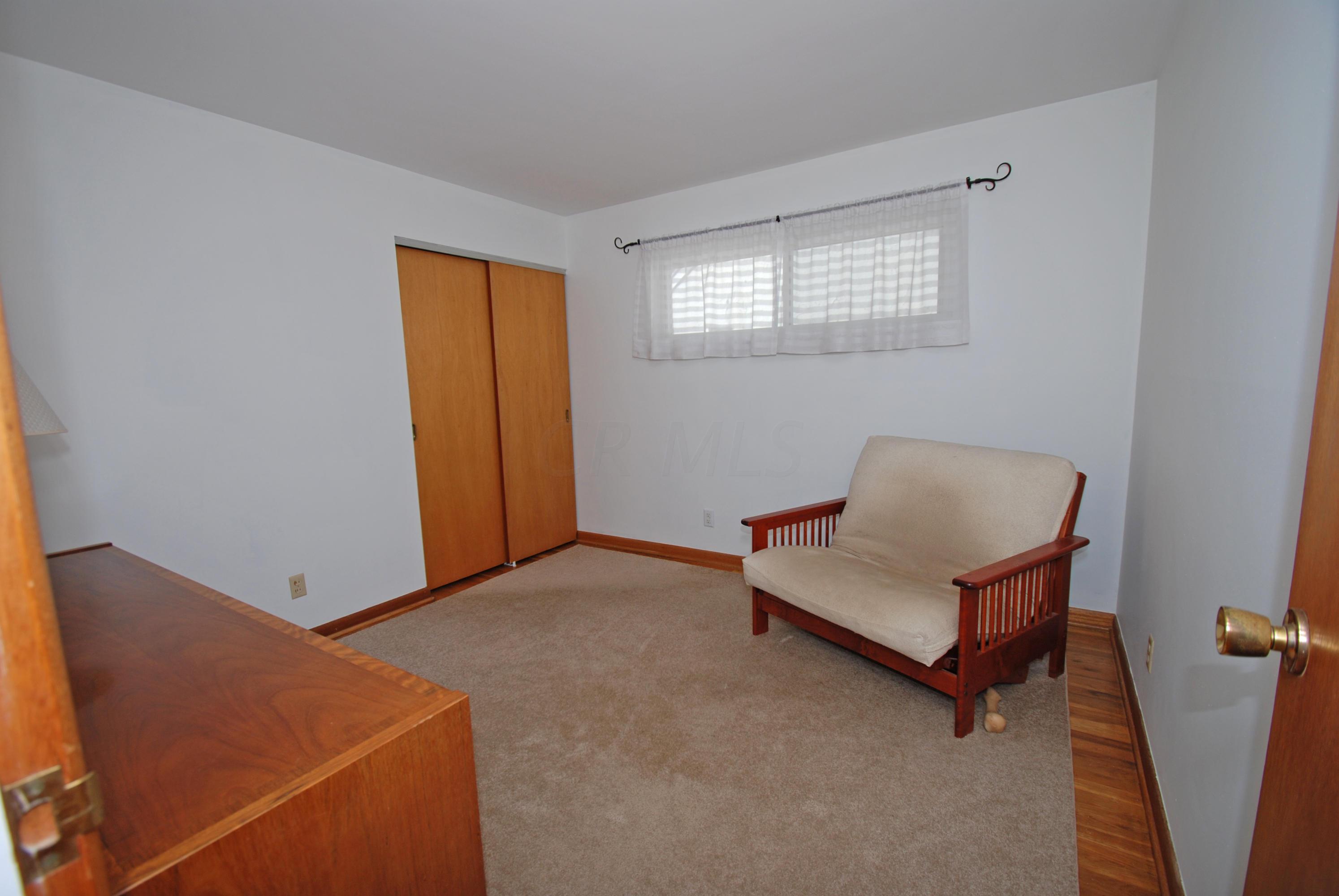 4459 Okell Road Columbus, OH 43224 - Photo 10 of 17 Gallery Image 10