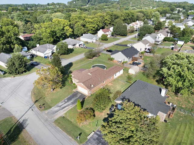 $330,000 | 1621 Lillian Circle, Columbia, TN 38401