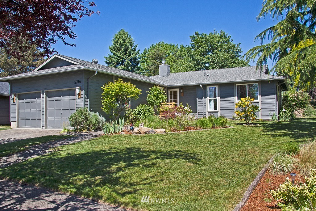 2716 Morris Avenue South Renton, WA 98055 - Photo 1 of 19