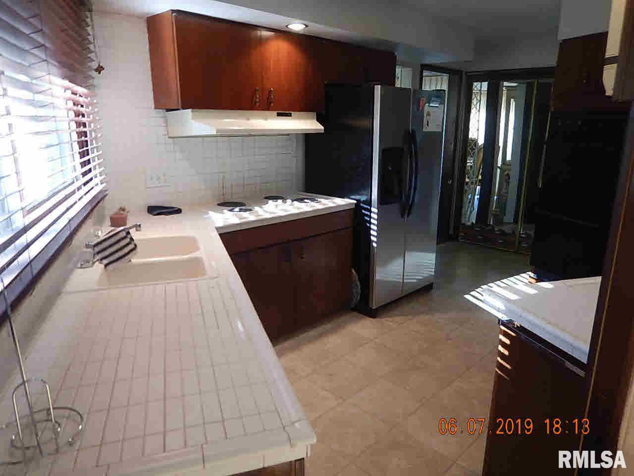 303 Windmont Road Kewanee, IL 61443 - Photo 8 of 24 Gallery Image 8