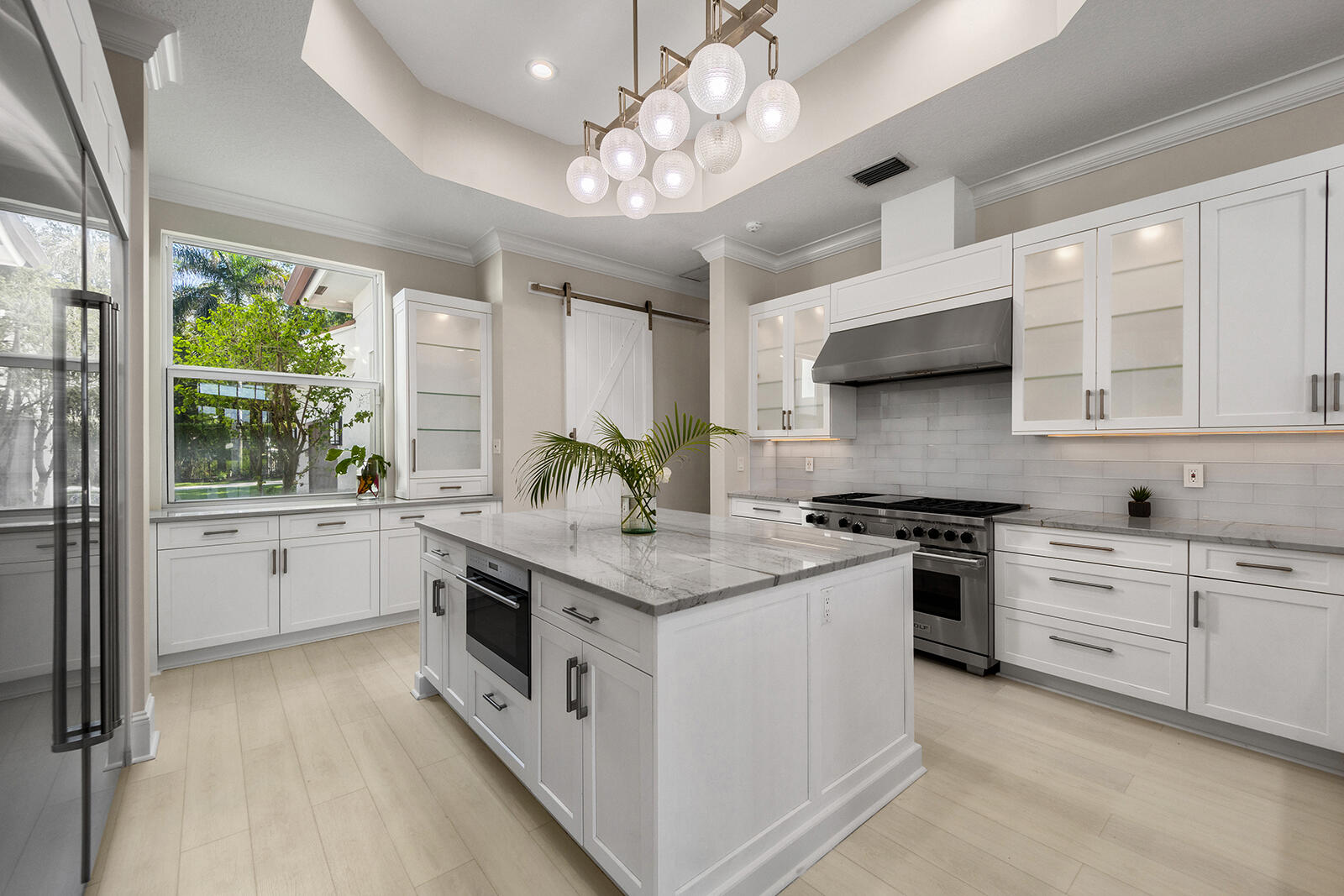 8709 Southeast Compass Island Way Jupiter, FL 33458 - Photo 12 of 48 8709 SE Compass Island Way, Jupiter (35)