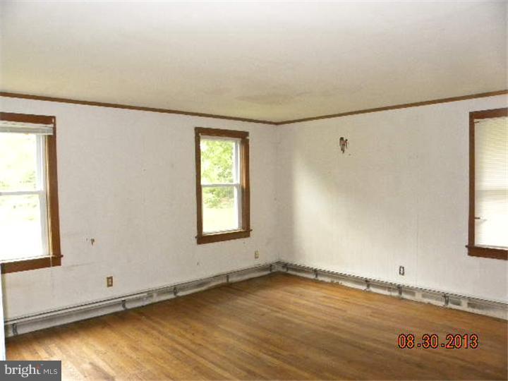 219 State Road Avondale, PA 19311 - Photo 12 of 20 Bedroom 3