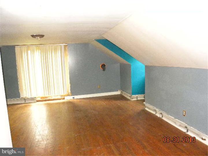 219 State Road Avondale, PA 19311 - Photo 14 of 20 Bedroom - Main