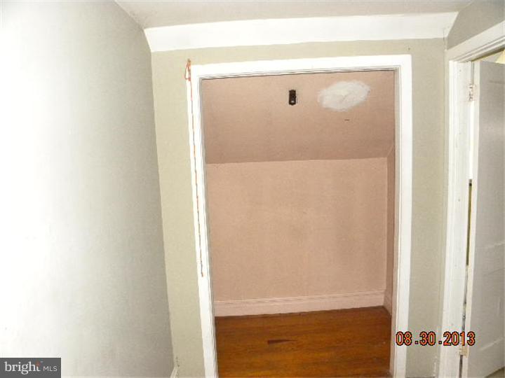 219 State Road Avondale, PA 19311 - Photo 17 of 20 Walk-in Closet