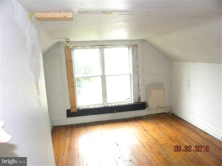 219 State Road Avondale, PA 19311 - Photo 19 of 20 Bedroom 5