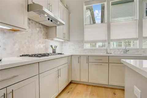 $587,000 | 3317 West 11th Street, Houston, TX 77008