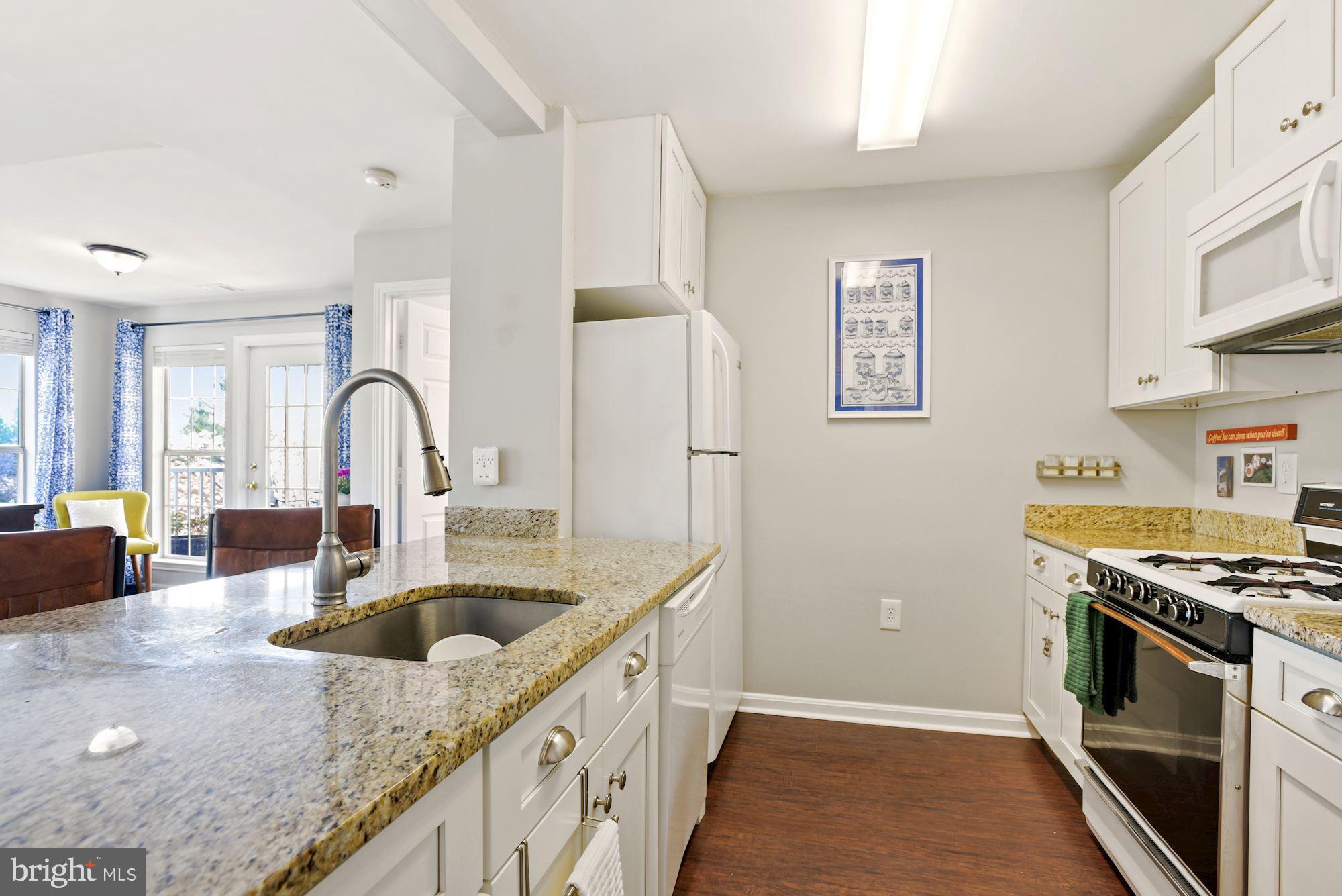 20965 Timber Ridge Terrace, Unit 303 Ashburn, VA 20147 - Photo 14 of 30 Gallery Image 14