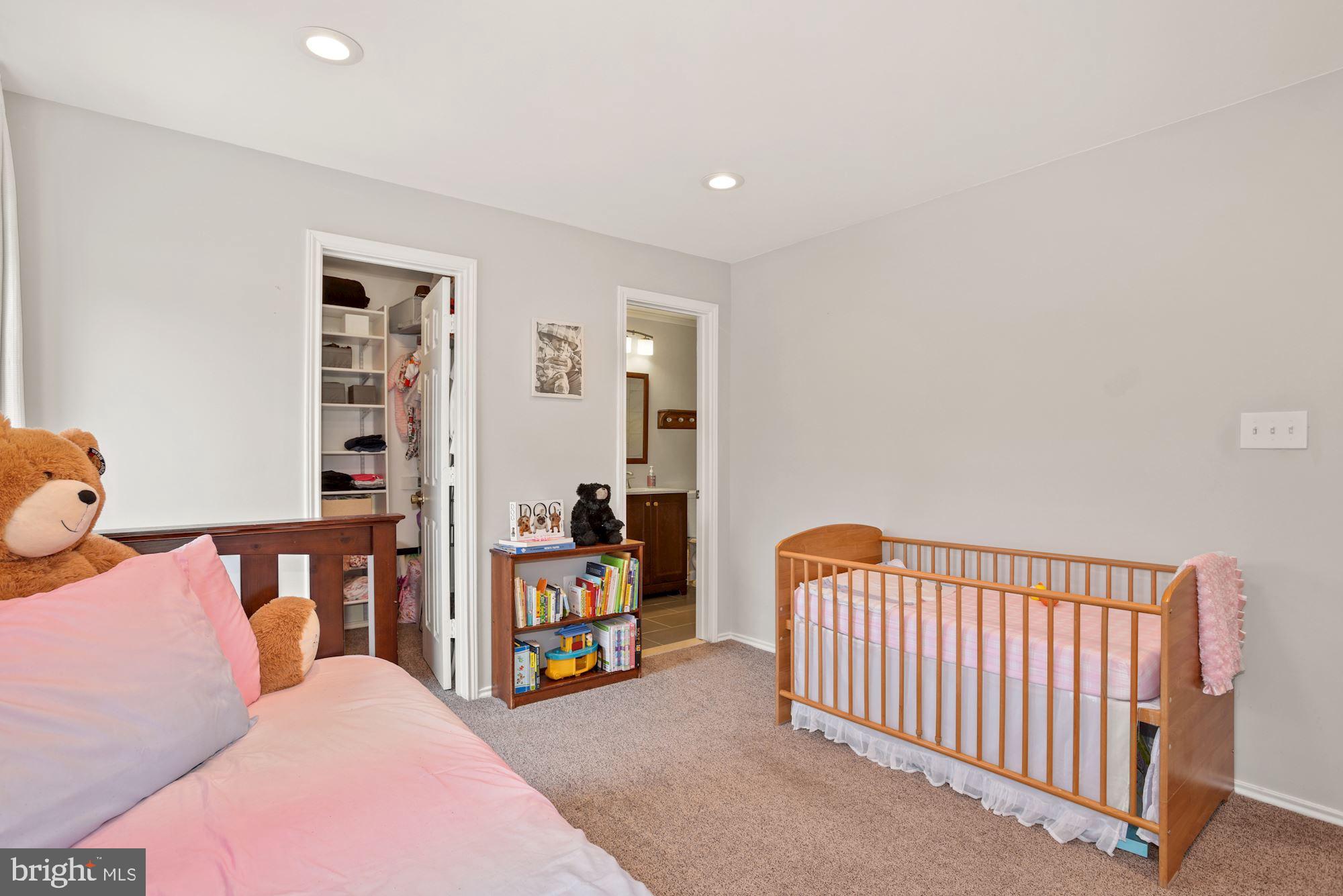 20965 Timber Ridge Terrace, Unit 303 Ashburn, VA 20147 - Photo 24 of 30 Gallery Image 24