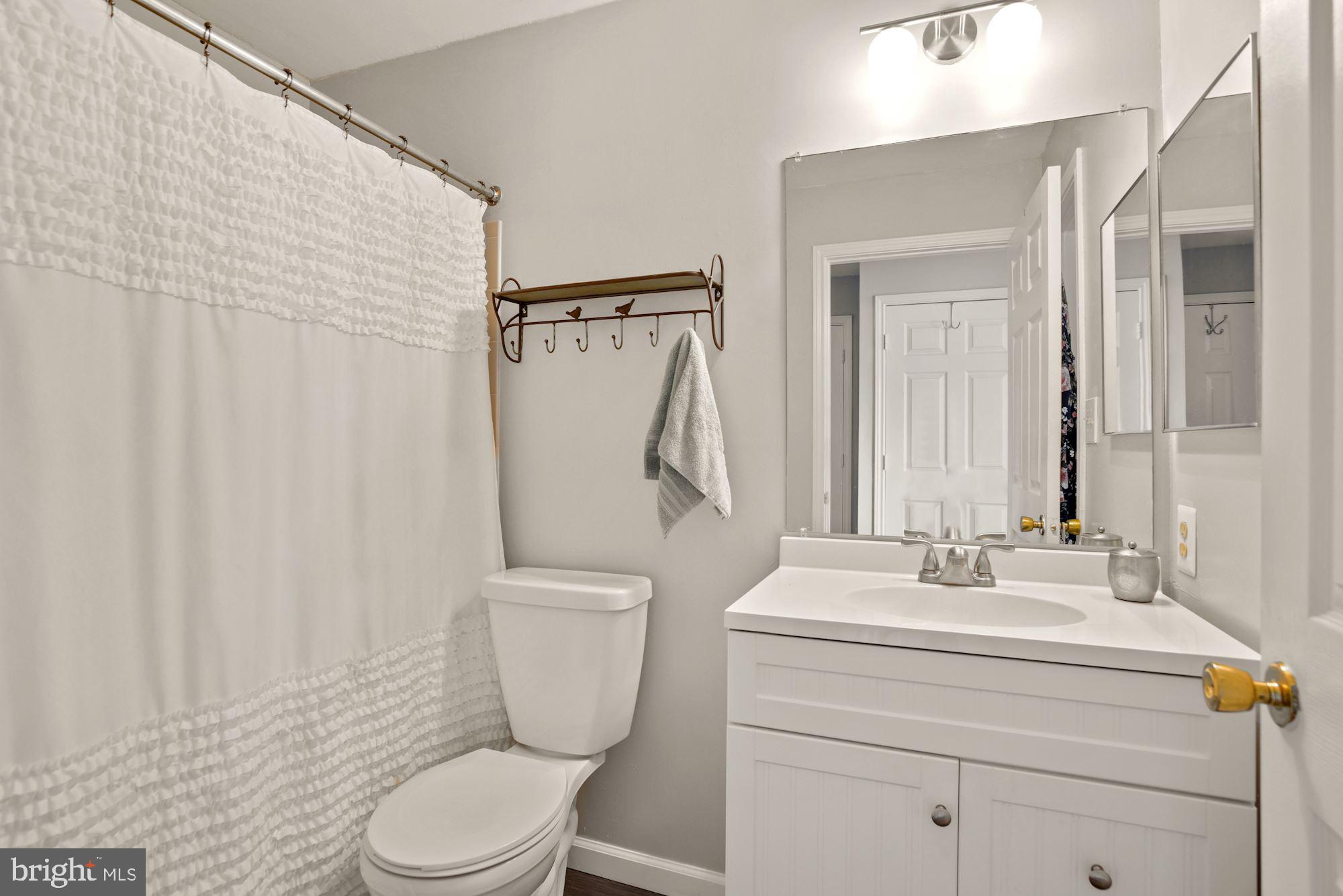 20965 Timber Ridge Terrace, Unit 303 Ashburn, VA 20147 - Photo 25 of 30 Gallery Image 25