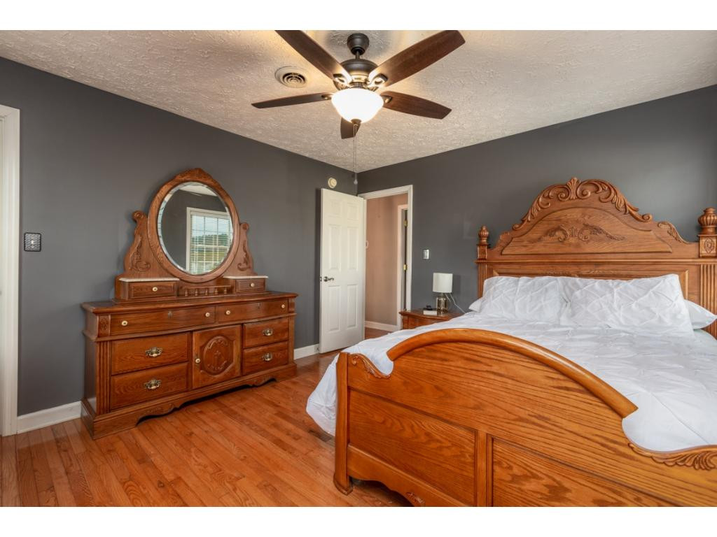 25459 Watauga Road Abingdon, VA 24211 - Photo 11 of 15 Photo 11