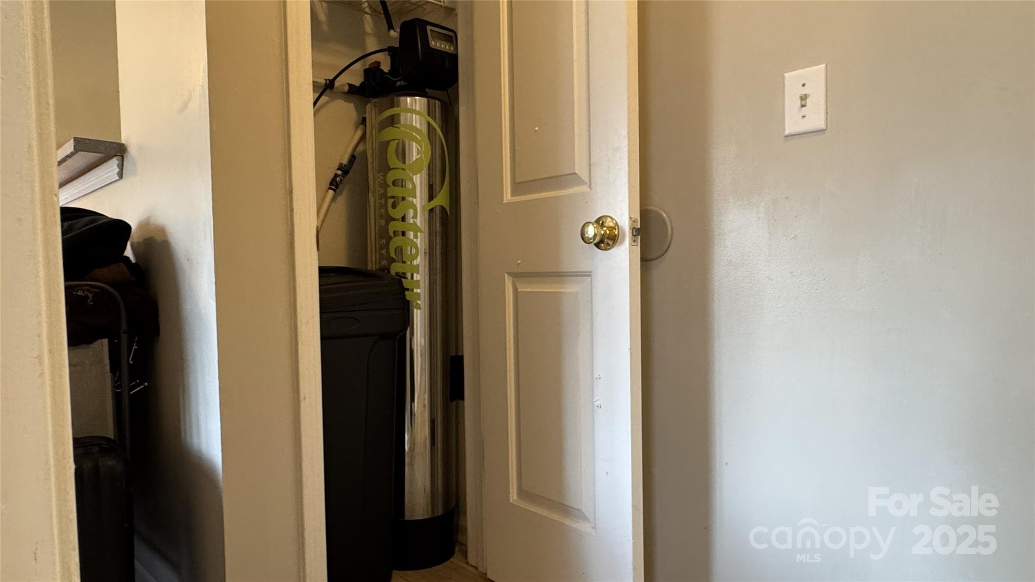114 South Branch Street Monroe, NC 28112 - Photo 15 of 32 a bathroom with a shower