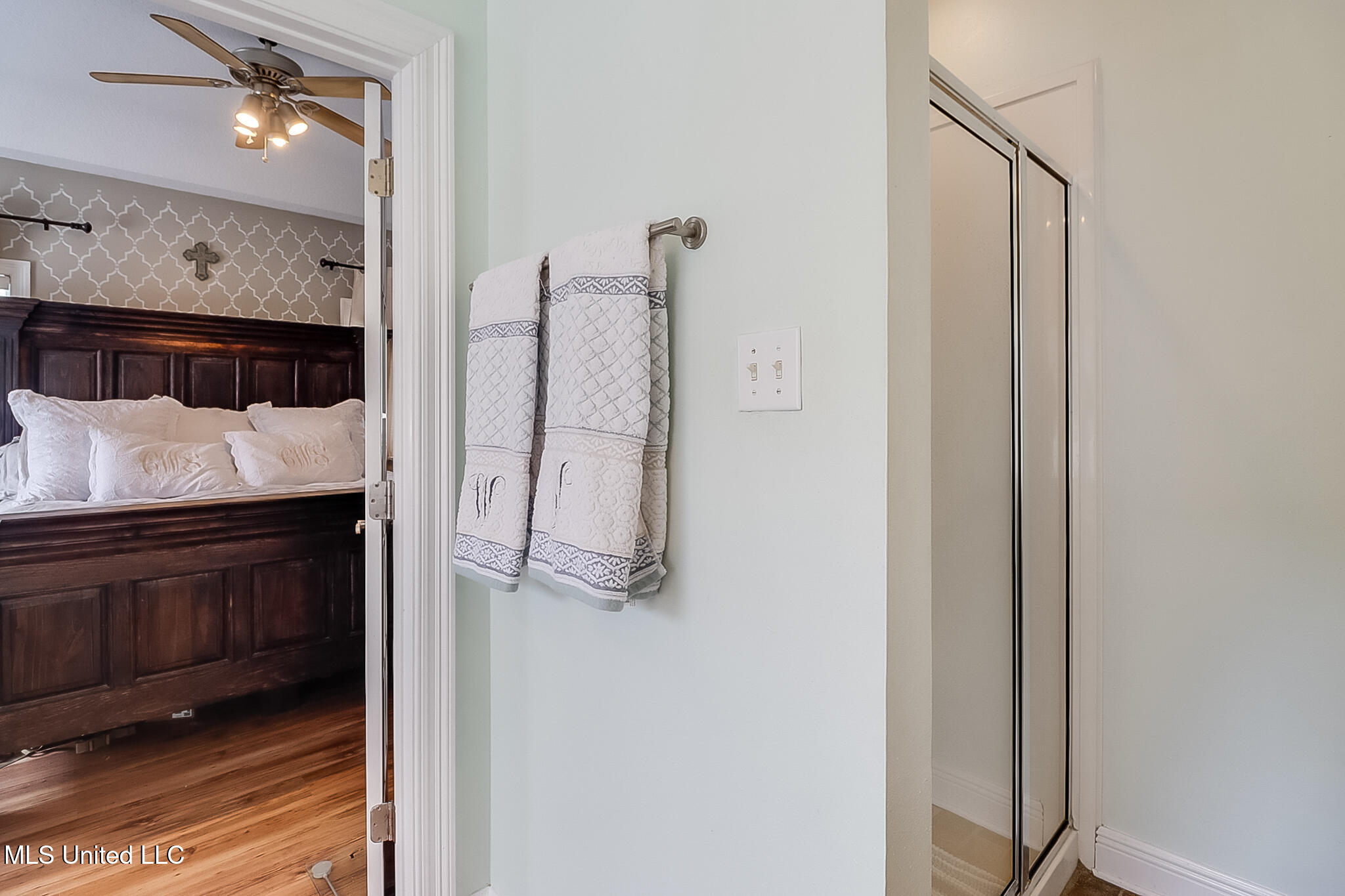 11845 River Estates Circle Biloxi, MS 39532 - Photo 15 of 31 Primary Bathroom Shower