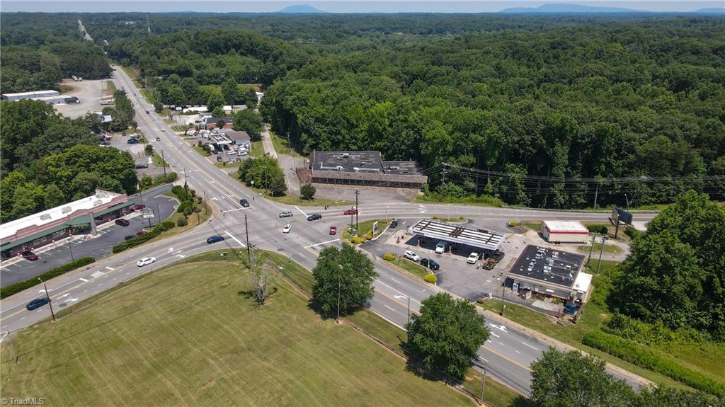 4901 Reynolda Road, Unit ET AL Winston-Salem, NC 27106 - Photo 17 of 35
