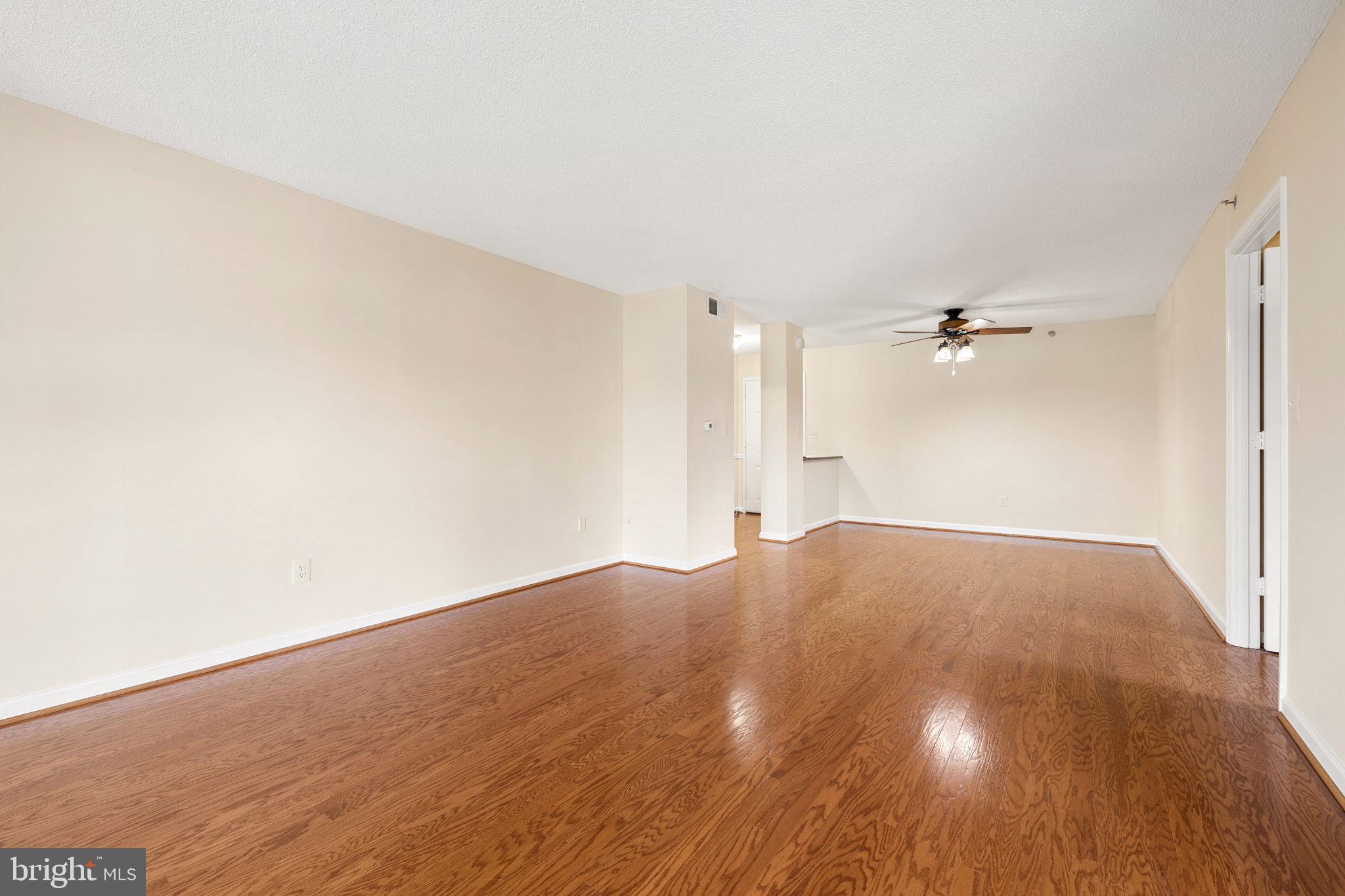 19385 Cypress Ridge Terrace, Unit 317 Leesburg, VA 20176 - Photo 26 of 34