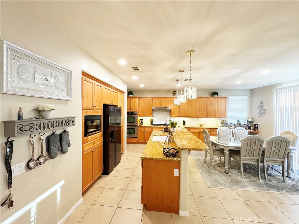 23375 Toronja Corte Corona, CA 92883 - Photo 15 of 31