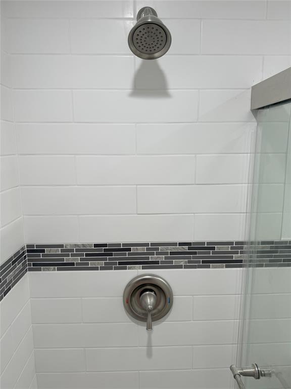 2731 Northeast 28th Court, Unit 3 Lighthouse Point, FL 33064 - Photo 28 of 33