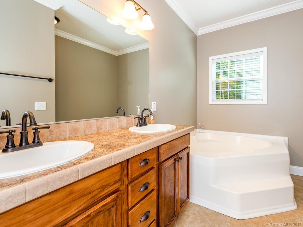 60 McFee Road Candler, NC 28715 - Photo 14 of 25