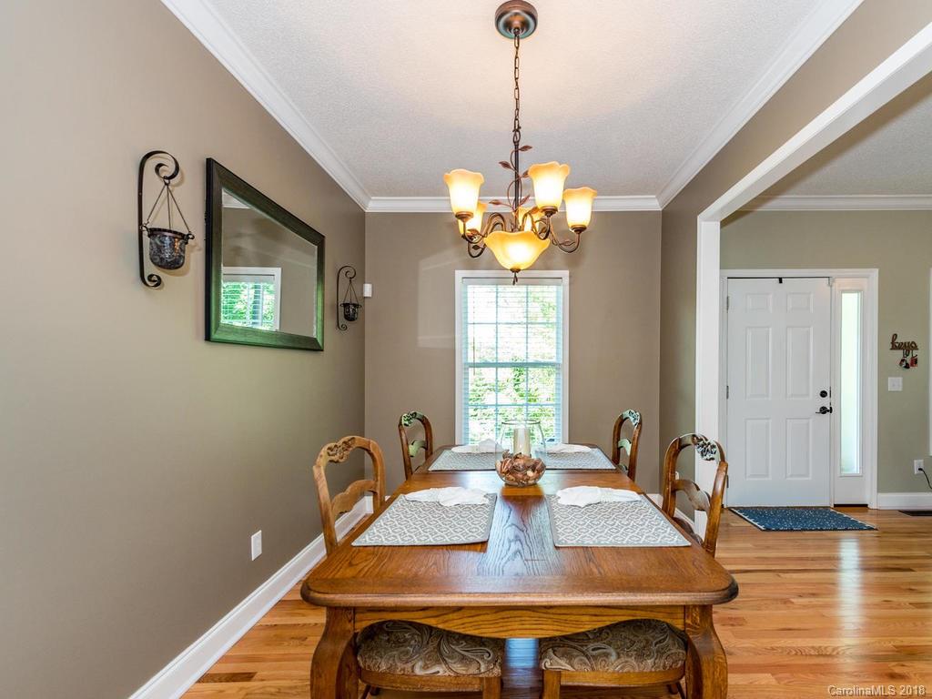 60 McFee Road Candler, NC 28715 - Photo 3 of 25