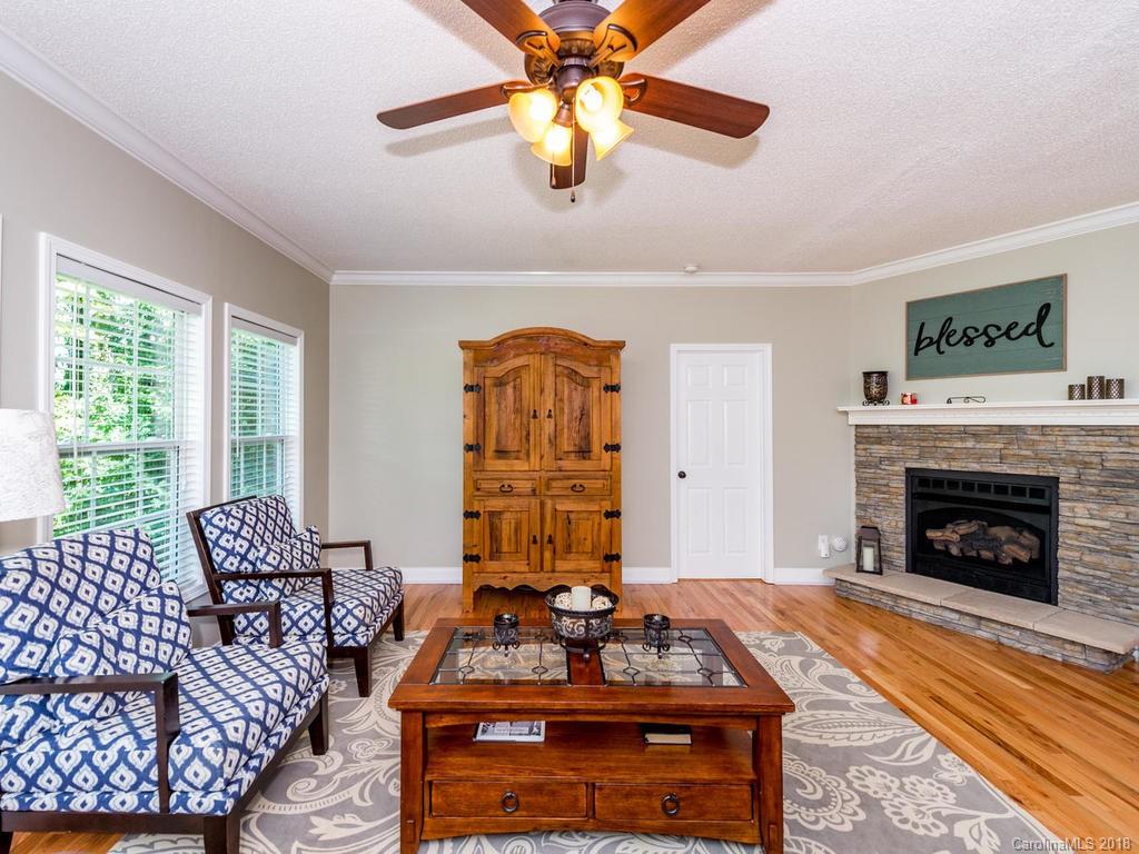 60 McFee Road Candler, NC 28715 - Photo 7 of 25