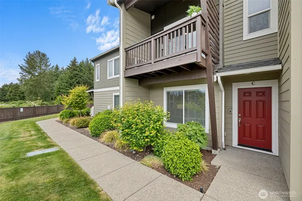 $410,000 | 17541 110th Avenue East, Unit C, Puyallup, WA 98374
