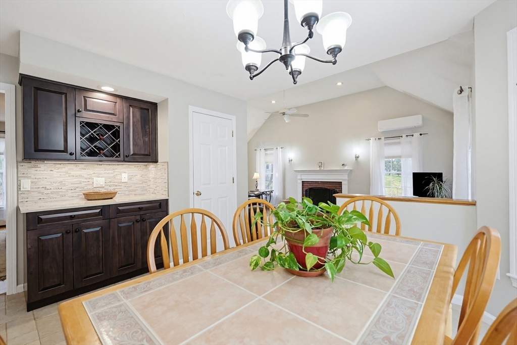 71 Pennock Road Ashland, MA 01721 - Photo 8 of 42