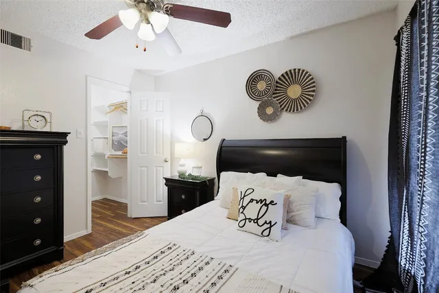 $799 | 6808 South I-35 Frontage Road, Unit 214, Austin, TX 78745