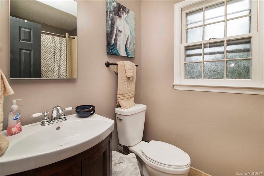 2448 Hamilton Mill Road Charlotte, NC 28270 - Photo 19 of 24 Gallery Image 19