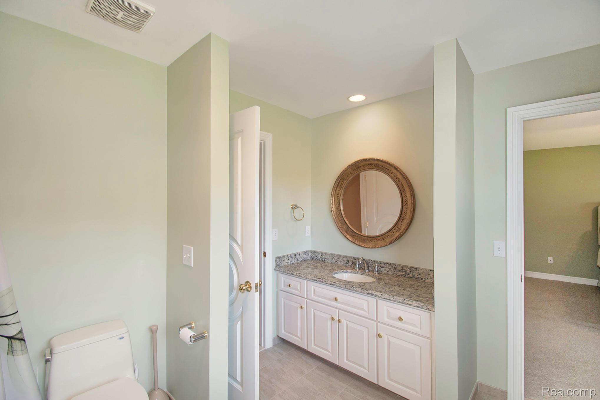 6643 Cornerstone Lane Rochester, MI 48306 - Photo 29 of 48 6643 Cornerstone_29.JPG
