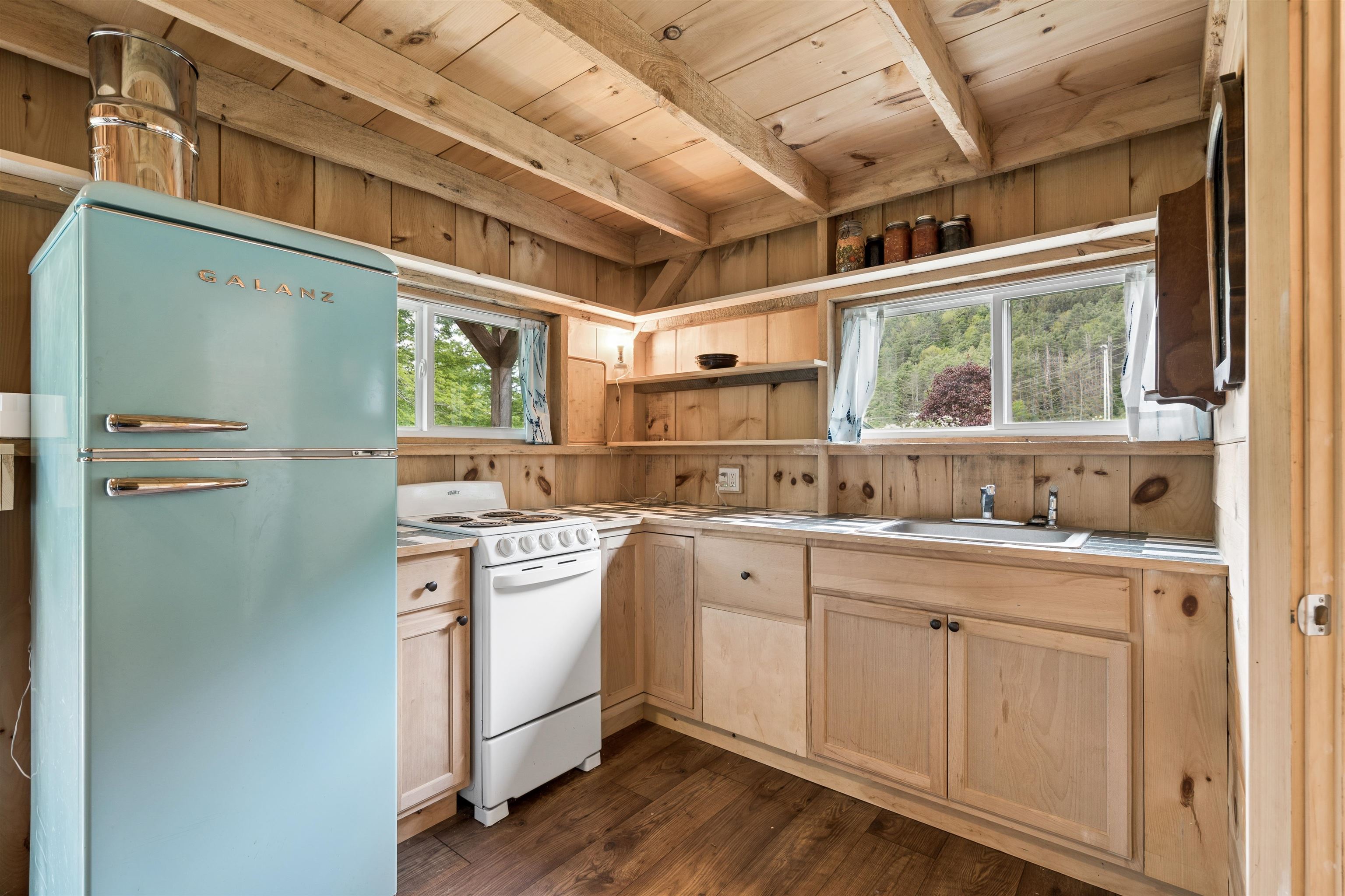 568 Highway 110 Tunbridge, VT 05077 - Photo 37 of 43