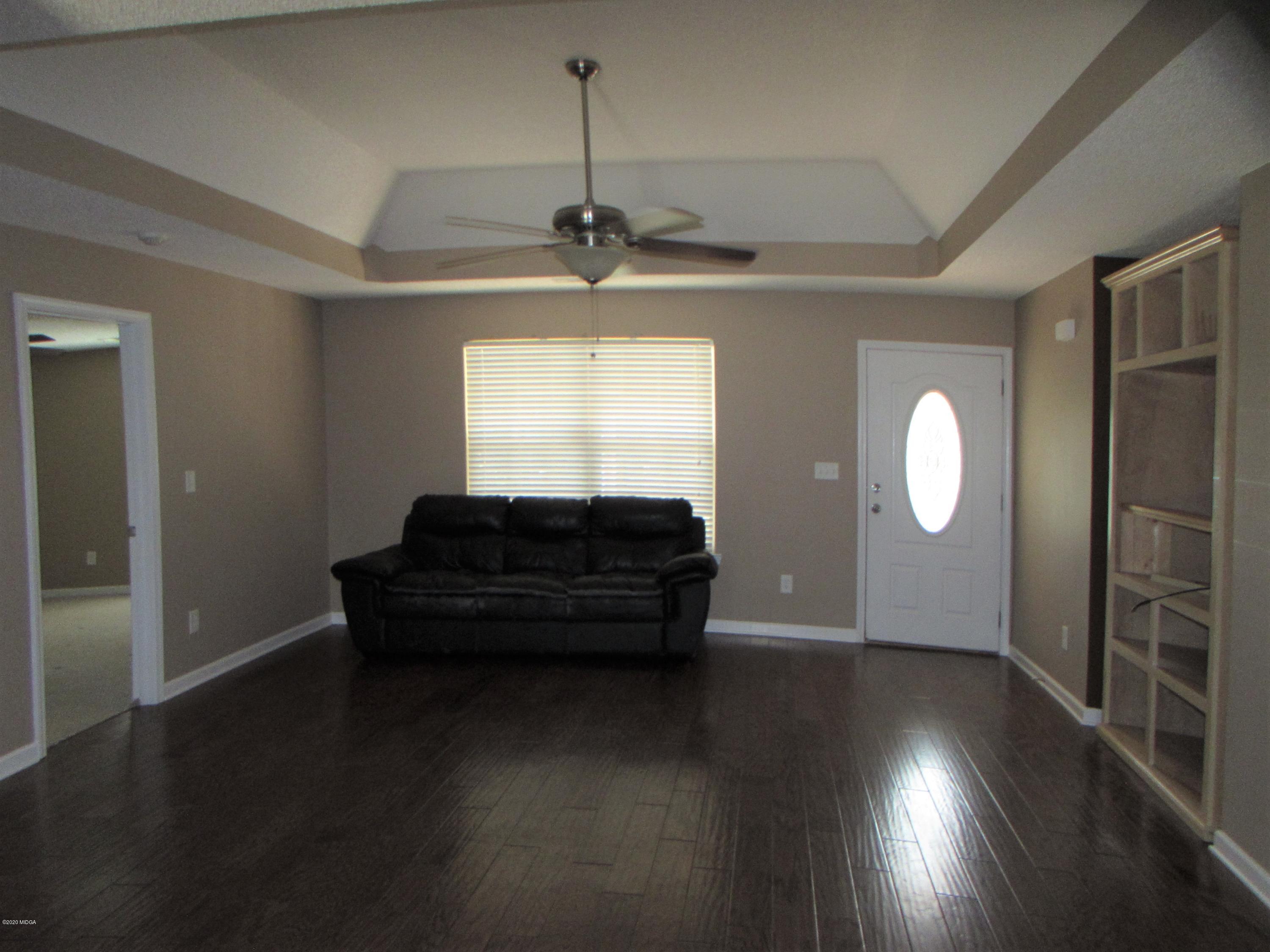 2927 Juliette Road Juliette, GA 31046 - Photo 16 of 26 den