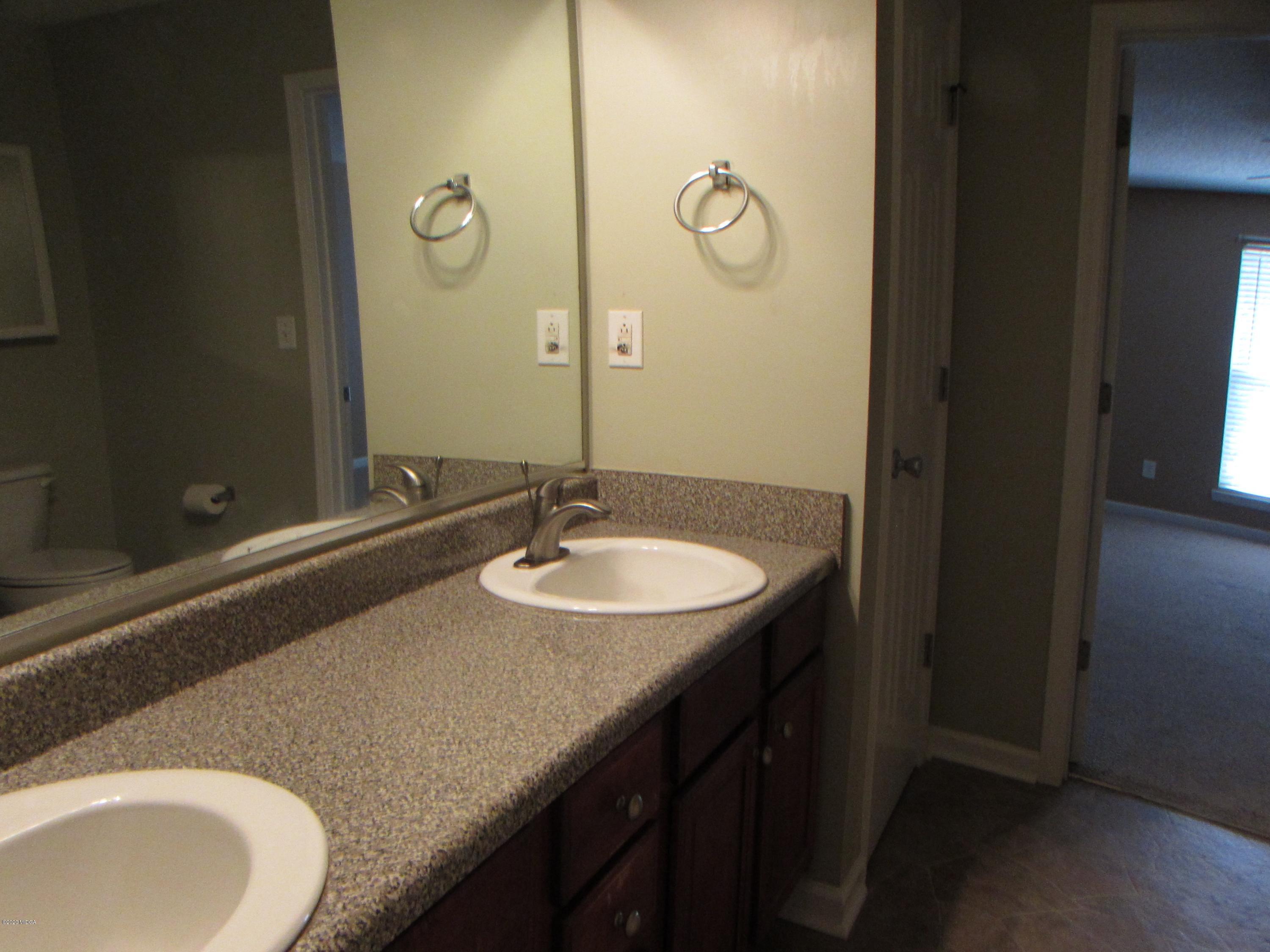 2927 Juliette Road Juliette, GA 31046 - Photo 21 of 26 bathroom master 2