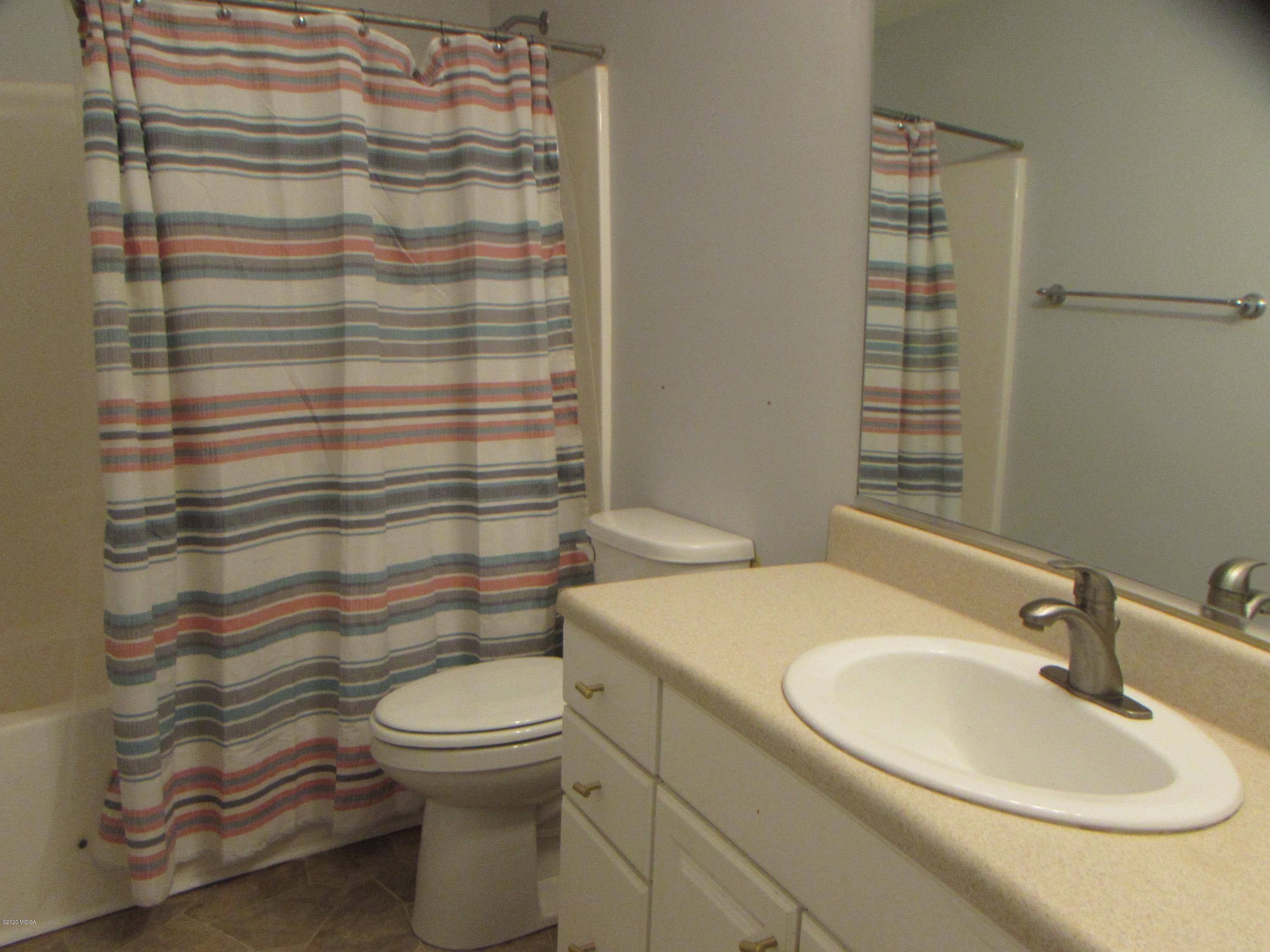 2927 Juliette Road Juliette, GA 31046 - Photo 24 of 26 bathroom 2