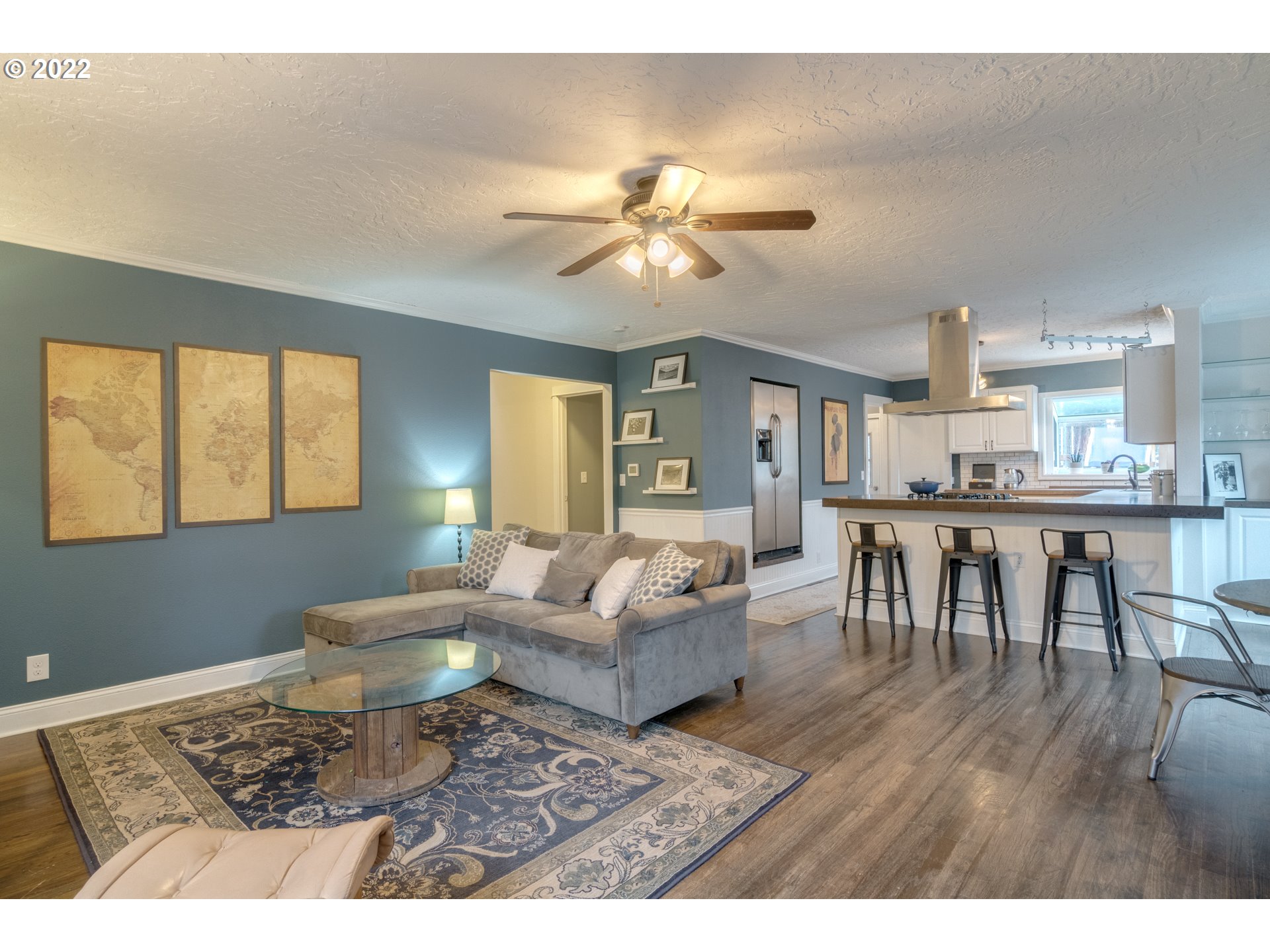 2525 Southwest Custer Street Portland, OR 97219 - Photo 5 of 32 Gallery Image 5
