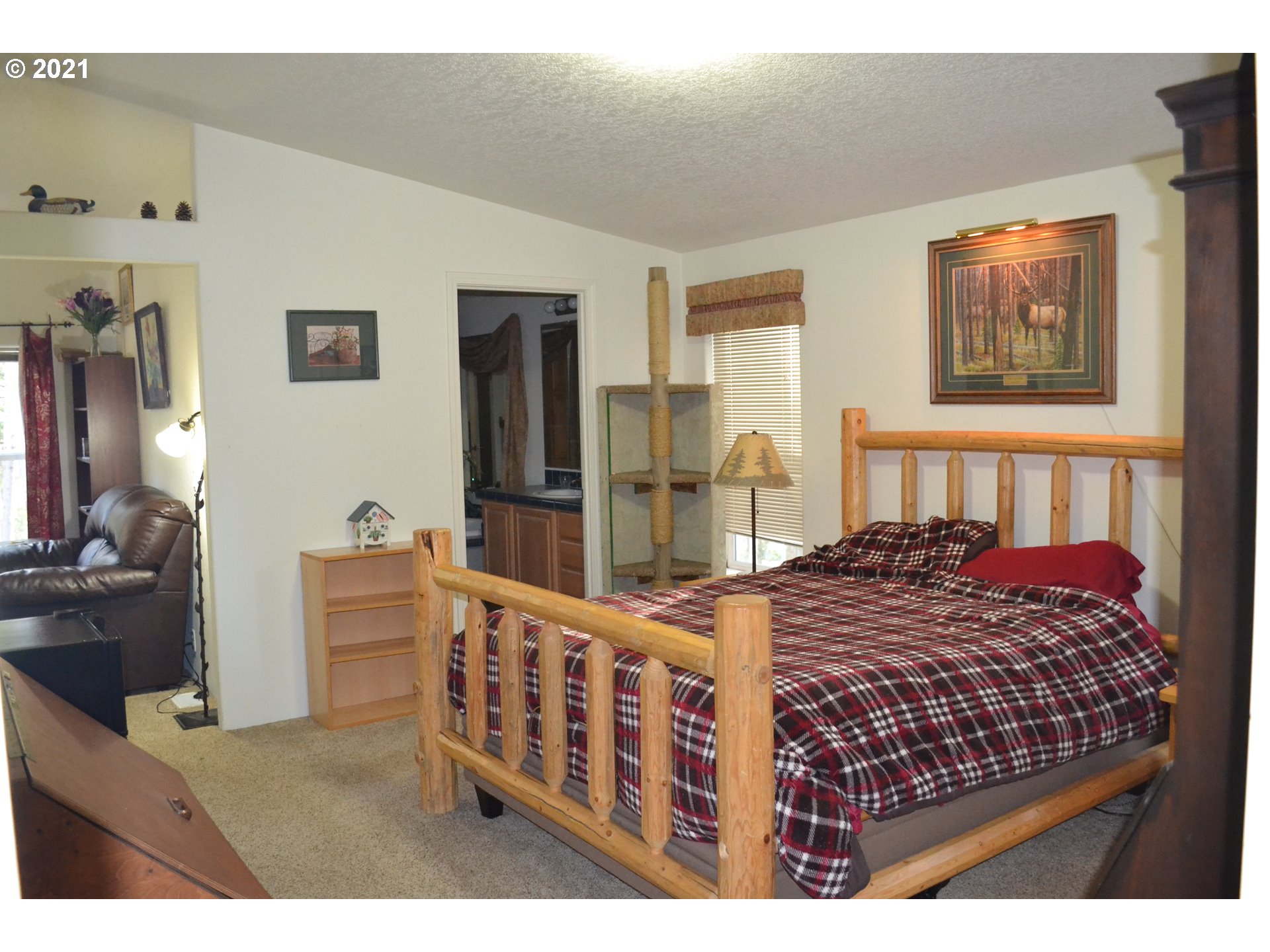 40426 Booth Kelly Road Springfield, OR 97478 - Photo 8 of 24
