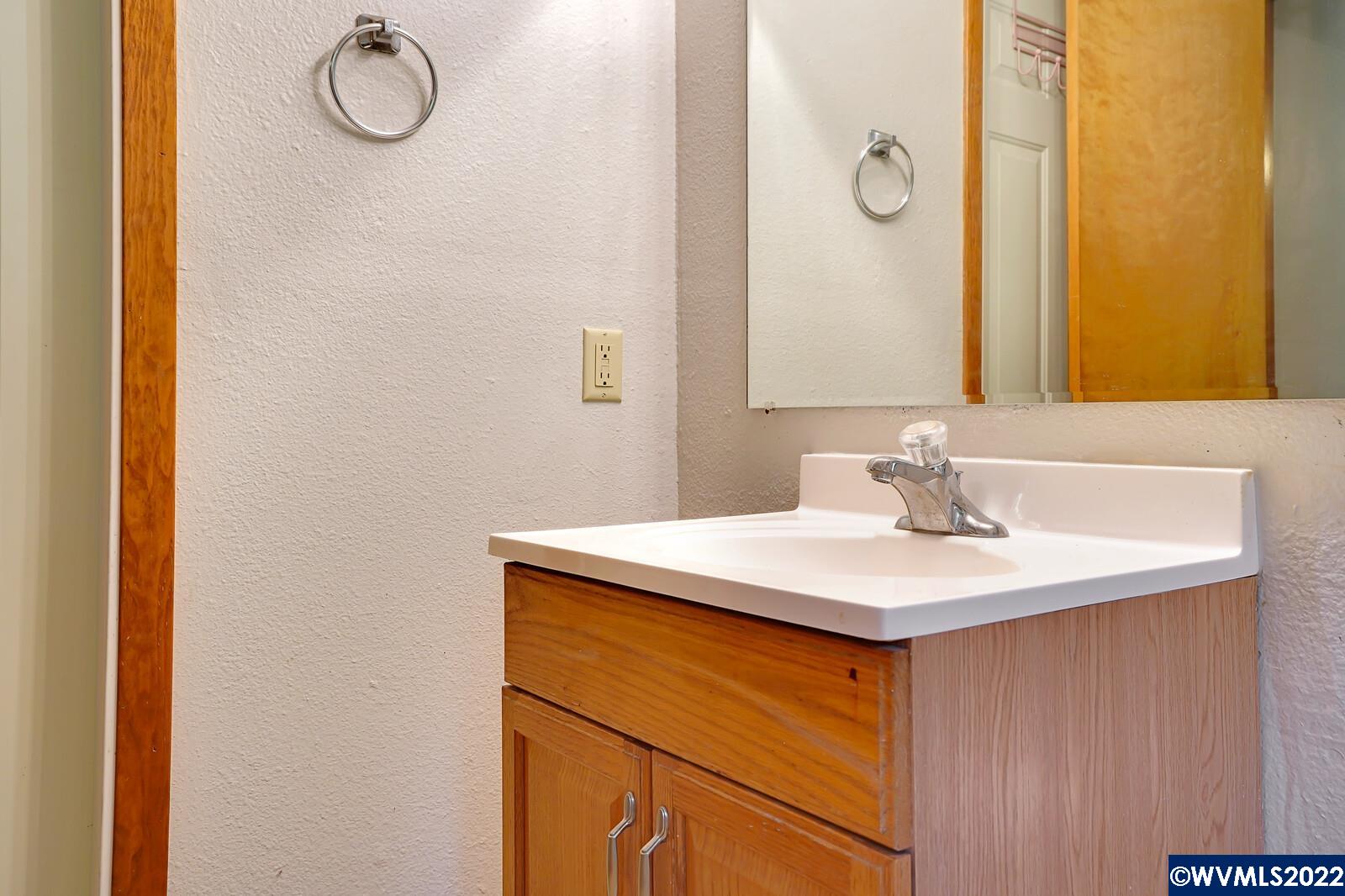 4715 Wallace Road Northwest Salem, OR 97304 - Photo 20 of 40 Gallery Image 20