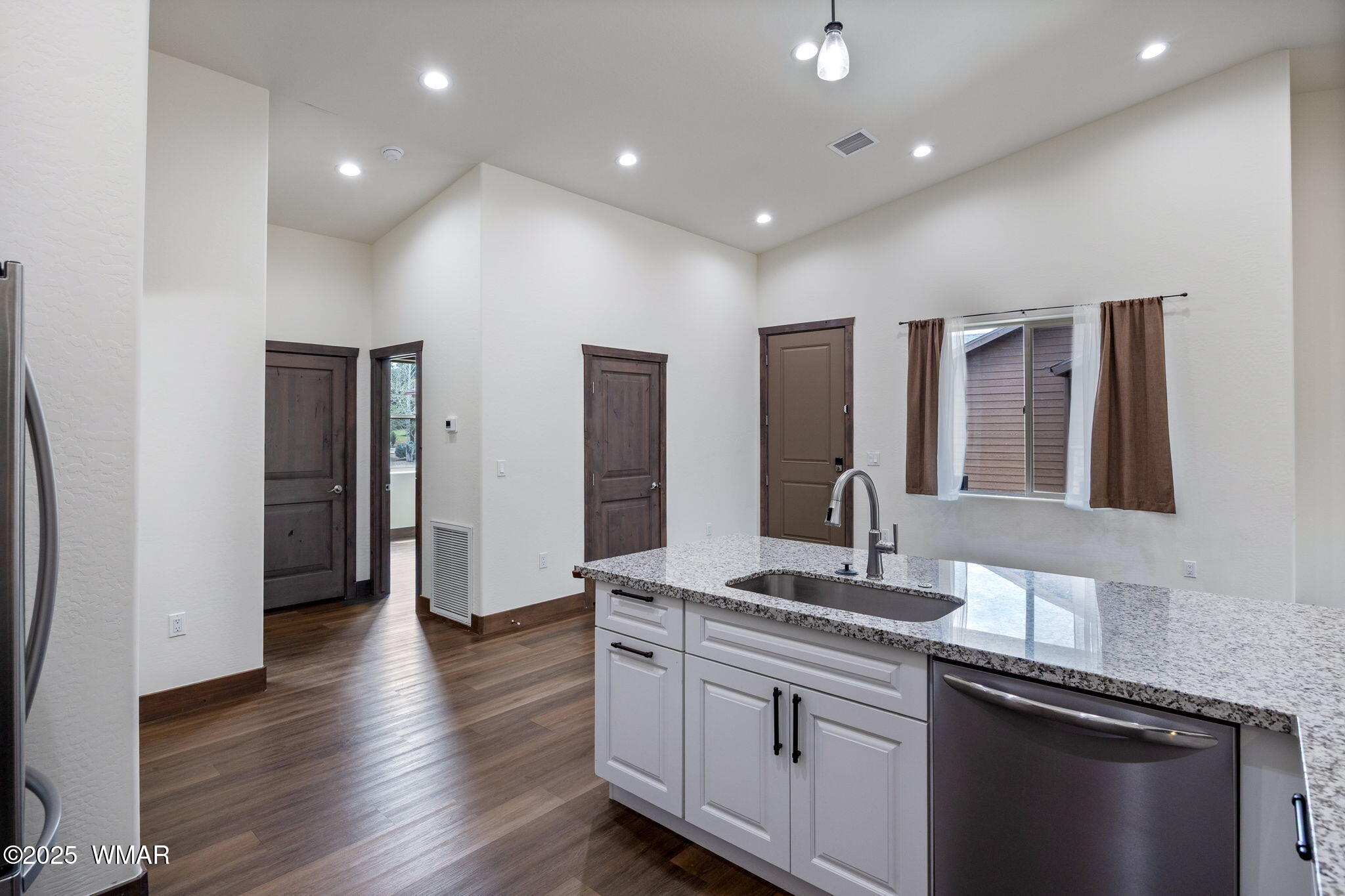 2850 West Villa Loop Show Low, AZ 85901 - Photo 10 of 35 IMG_0640