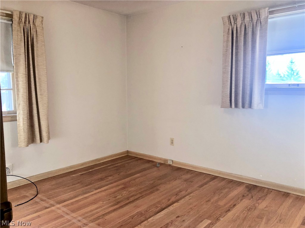 5011 West Pleasant Valley Road Cleveland, OH 44129 - Photo 7 of 14 Gallery Image 7