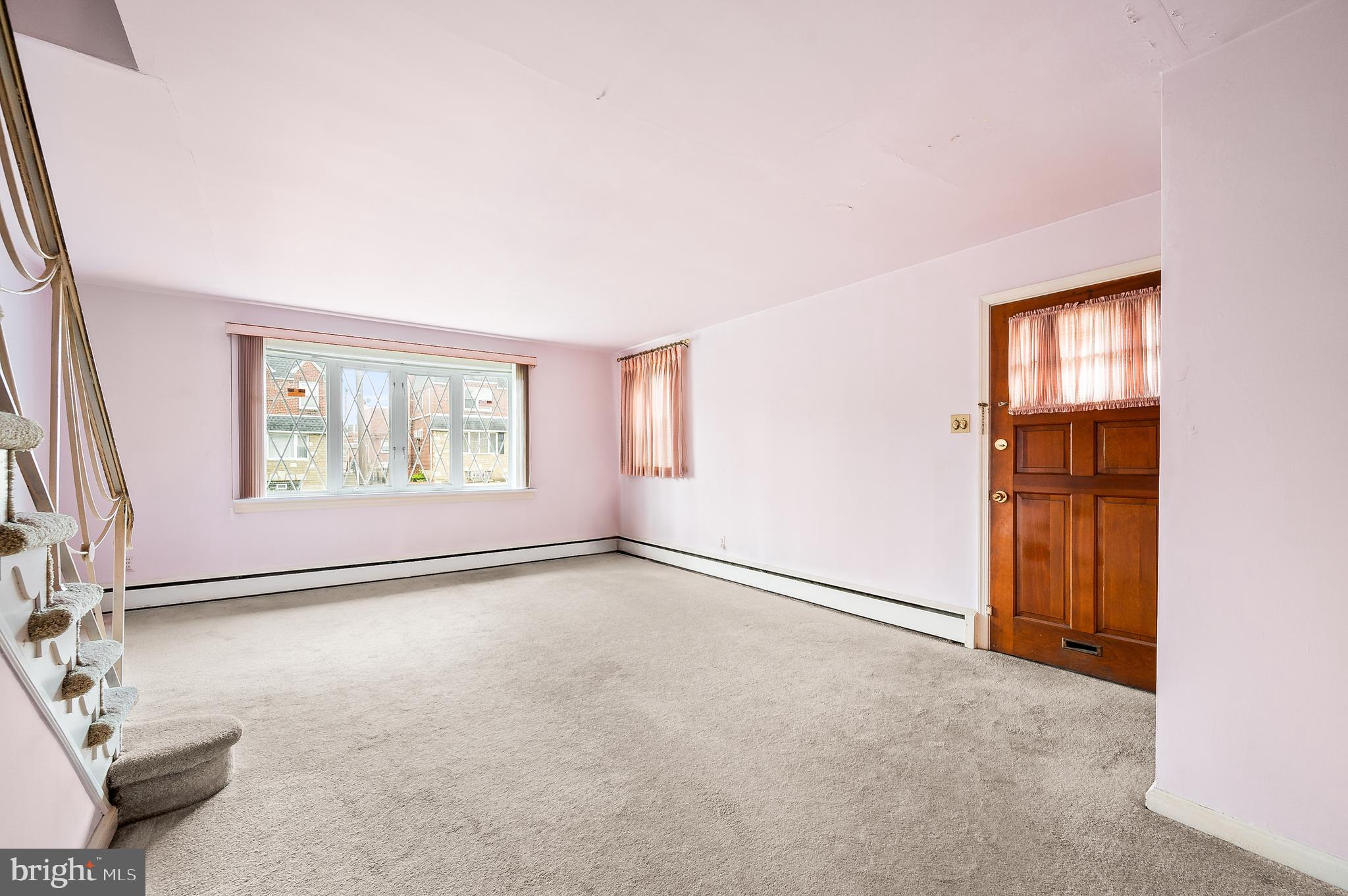 1717 Danforth Street Philadelphia, PA 19152 - Photo 4 of 23