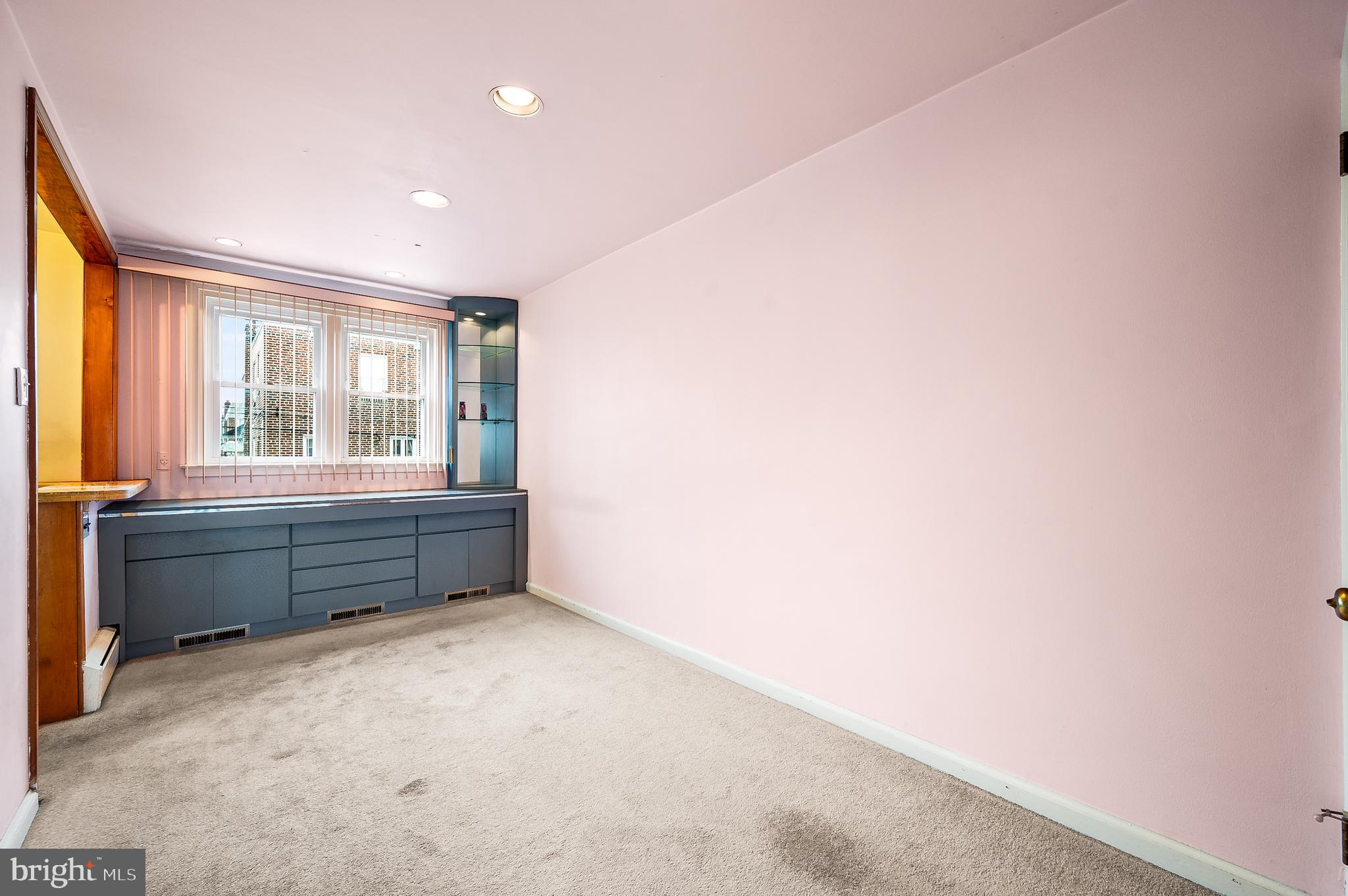 1717 Danforth Street Philadelphia, PA 19152 - Photo 6 of 23