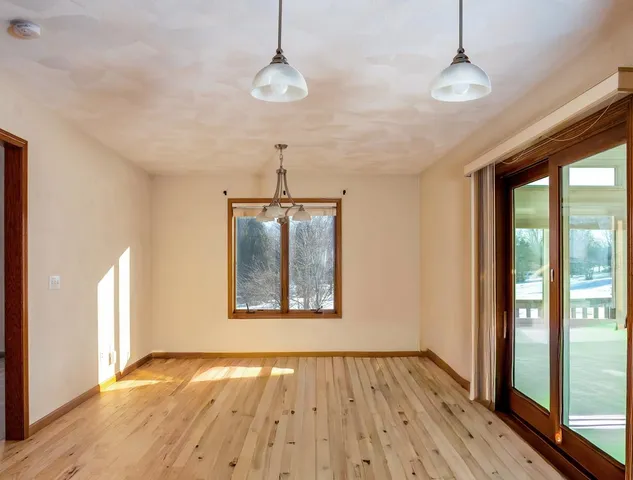 $614,900 | 3705 North Harvest View Drive, Janesville, WI 53548