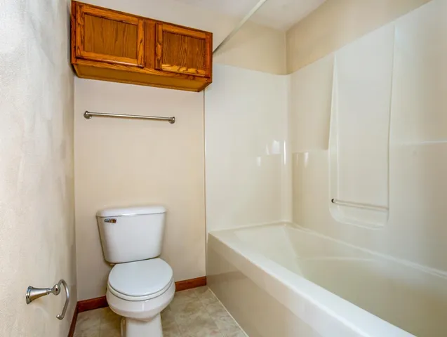 $614,900 | 3705 North Harvest View Drive, Janesville, WI 53548