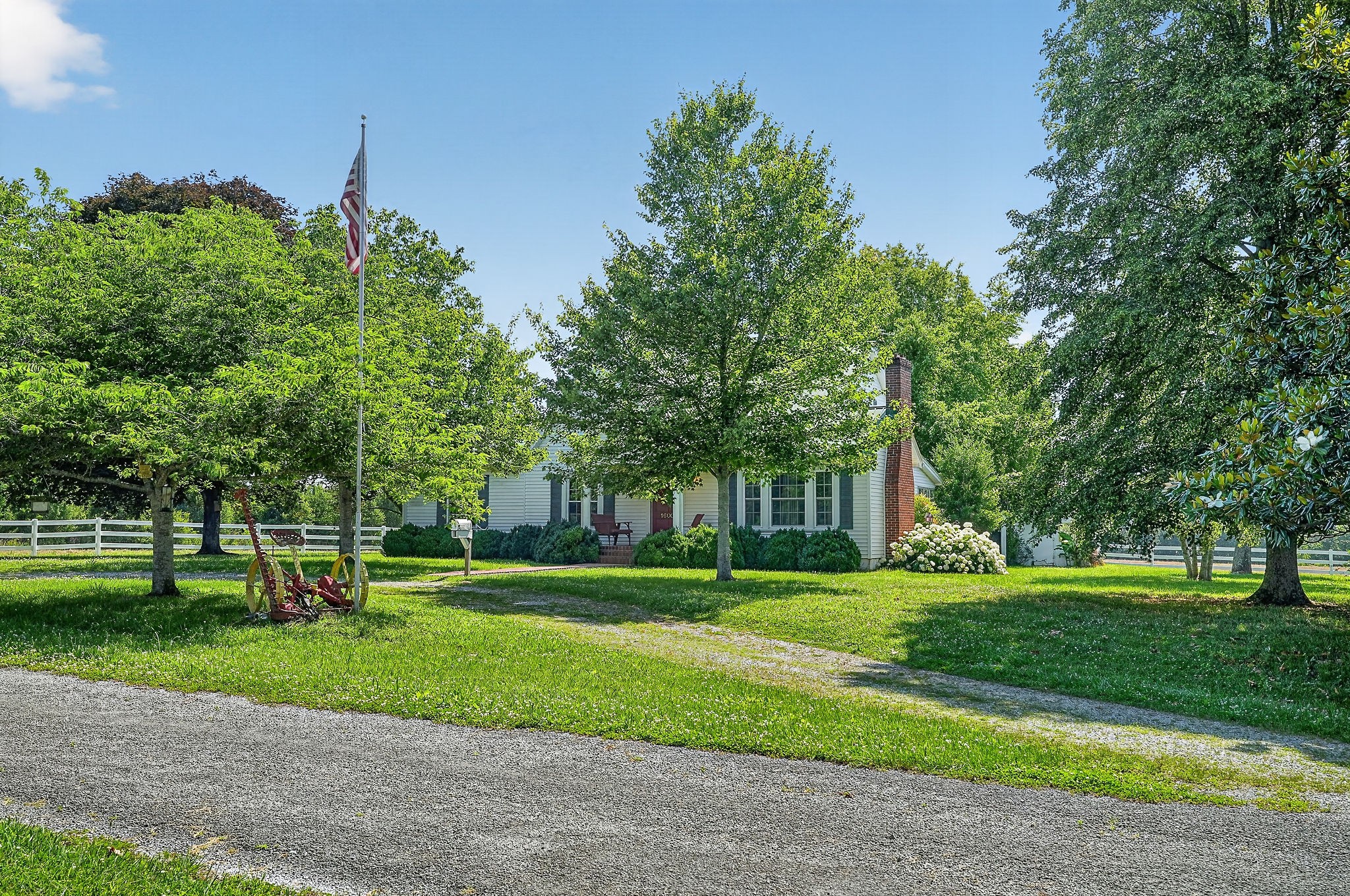 1600 Magness Road McMinnville, TN 37110 - Photo 2 of 63