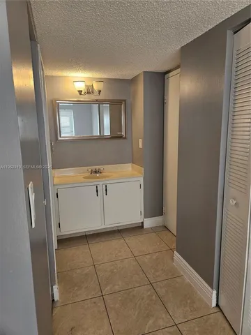 $1,500 | 4384 Northwest 9th Avenue, Unit 203C, Deerfield Beach, FL 33064