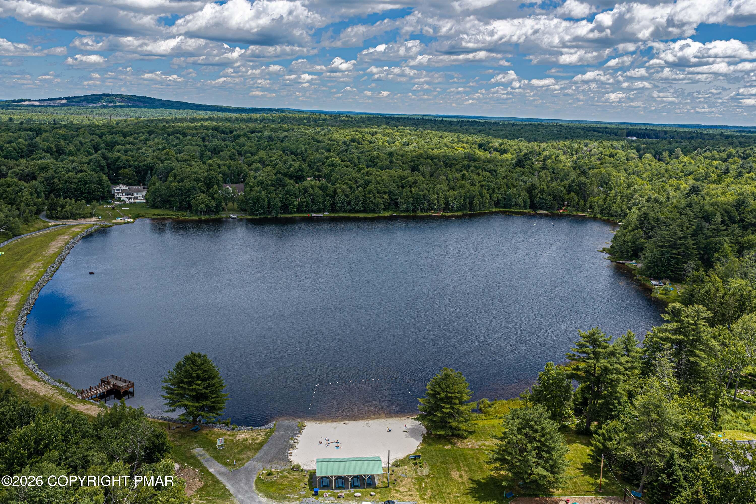 5226 Beechwood Road Pocono Lake, PA 18347 - Photo 47 of 65 5226 Beechwood-58