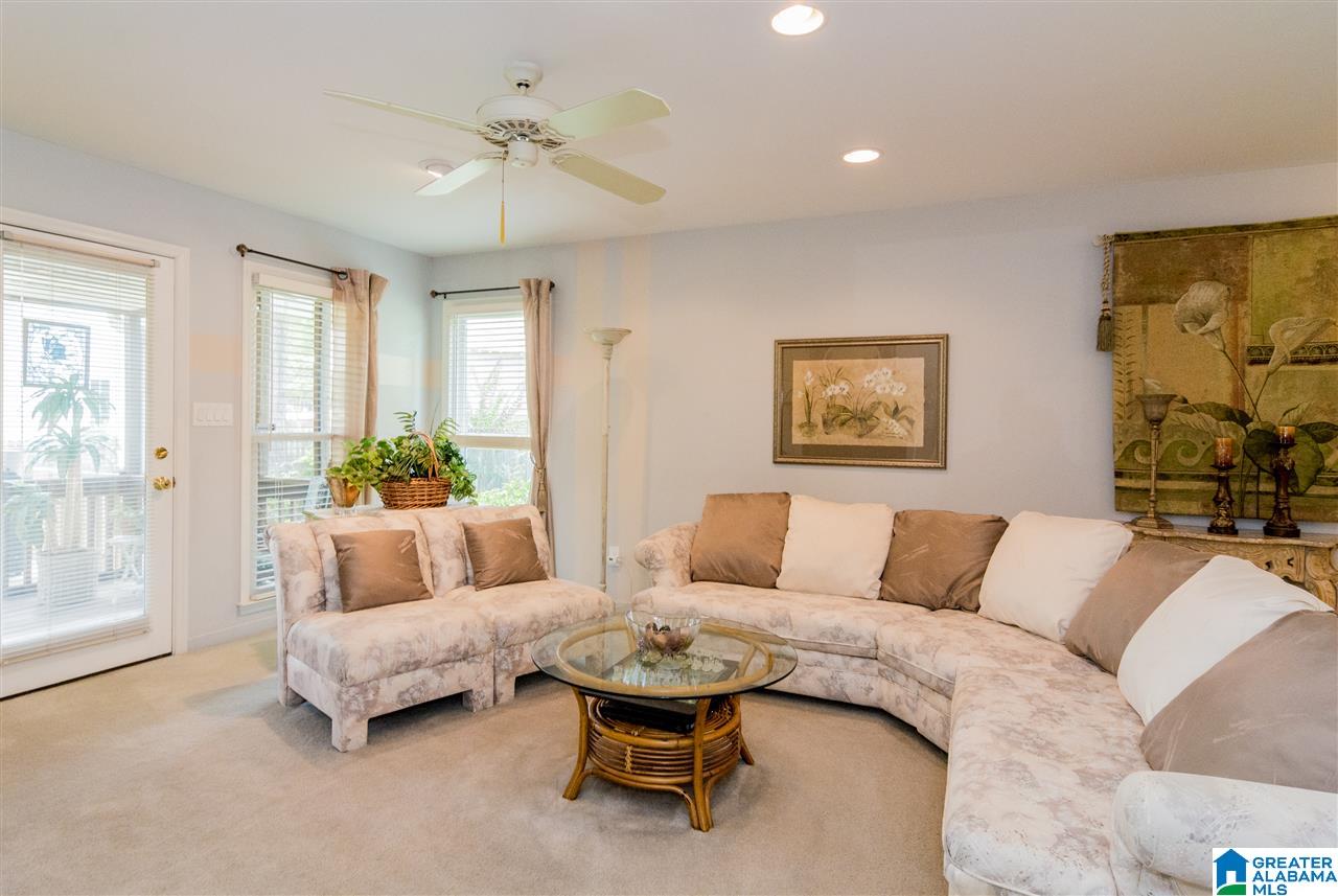 237 South Wood Road Birmingham, AL 35209 - Photo 5 of 31
