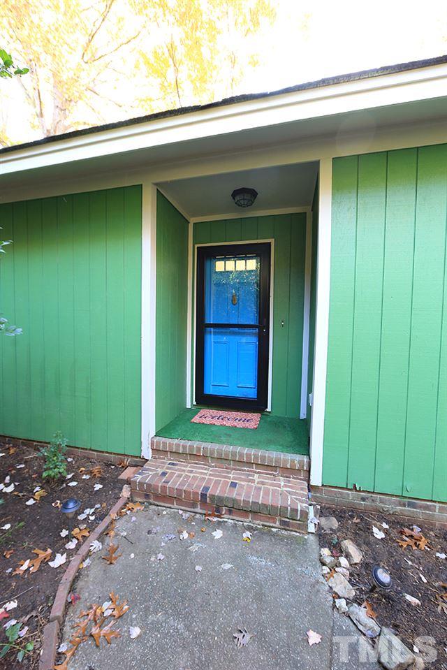 2908 Rue Sans Famille Raleigh, NC 27607 - Photo 2 of 13